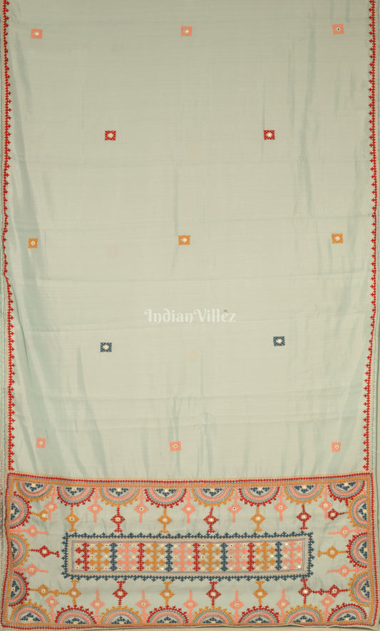 White Tussar Silk Saree with Hand Embroidery Work