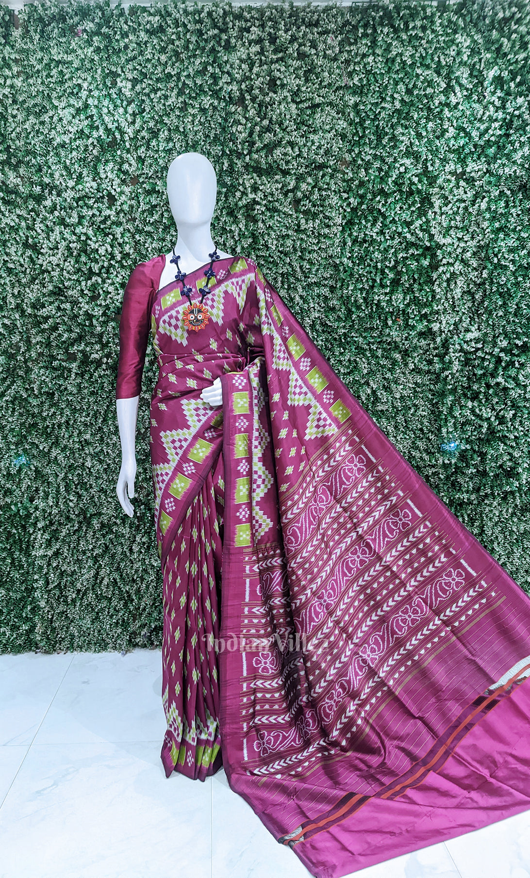 Wine Purple Pasapali  Border Odisha Ikat Contemporary Designer Silk Saree