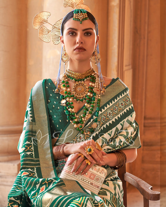 Green White Leheriya Pochompolly Ikat Saree