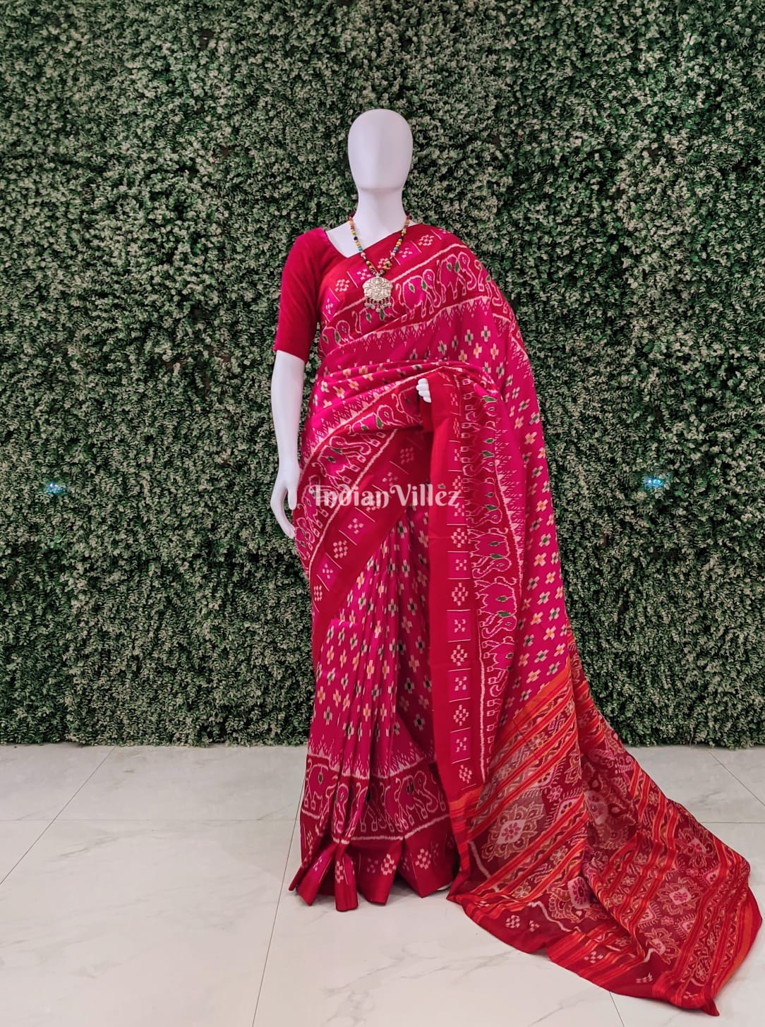 Rani Pink Small Body Pasapali Contemporary Silk Saree