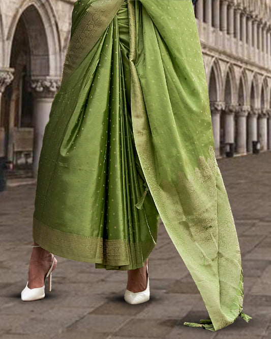 Delight Green Handwoven Satin Silk Banarasi Saree With Brocade Blouse