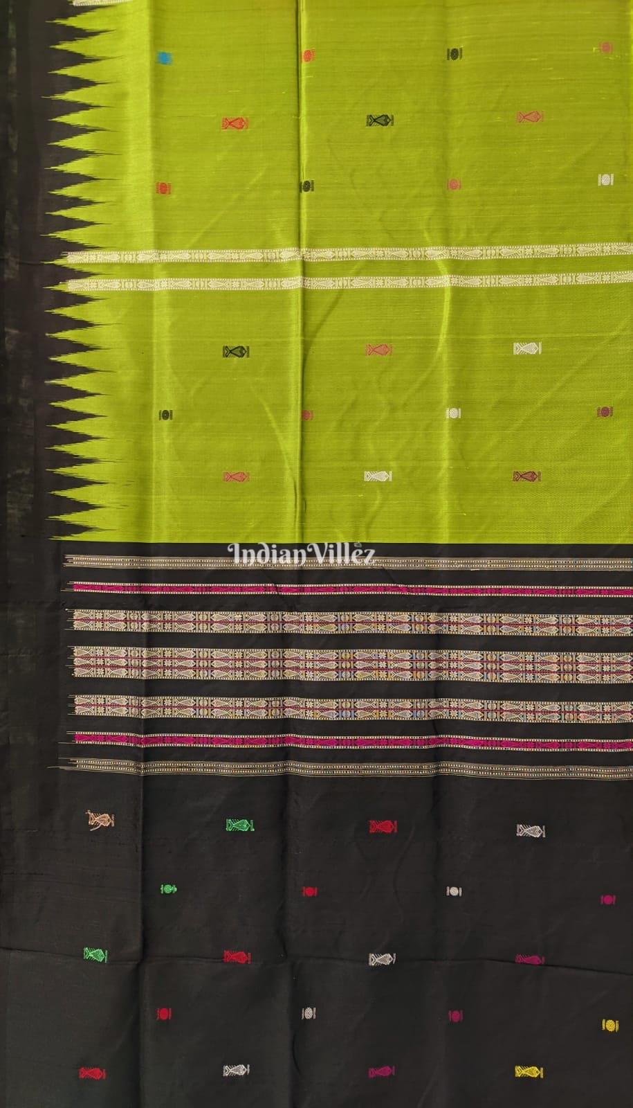 Parrot Green Fish Motif Odisha Ikat Bomkai Silk Saree