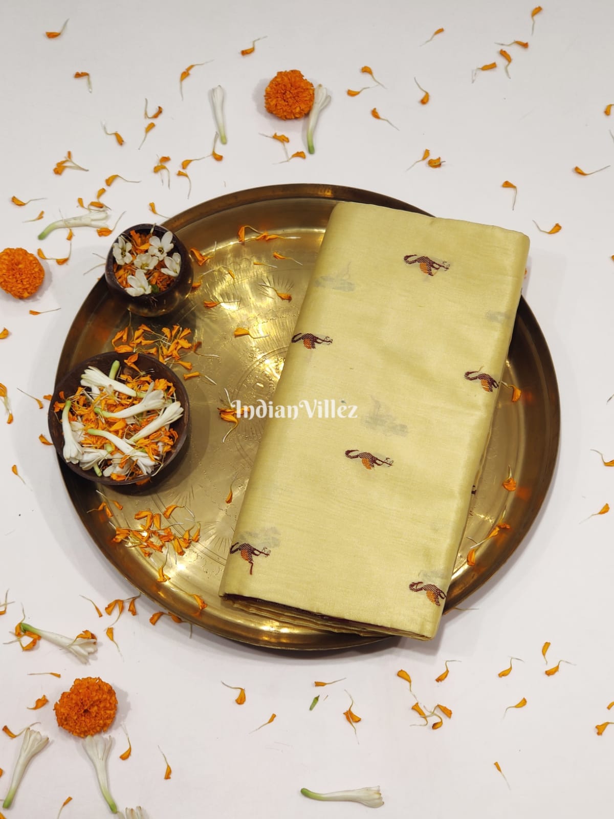 Beige Crane Bomkai Sambalpuri Ikat Silk Saree