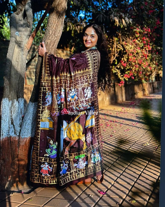 Arjuna Bows to Navagunjara Pure Hand-Painted Pattachitra Saree