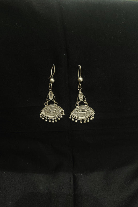 Classy Chandbali Silver Filigree Earring Set