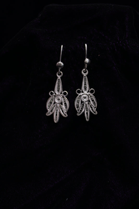 Lotus Design Silver Filigree Earring Set