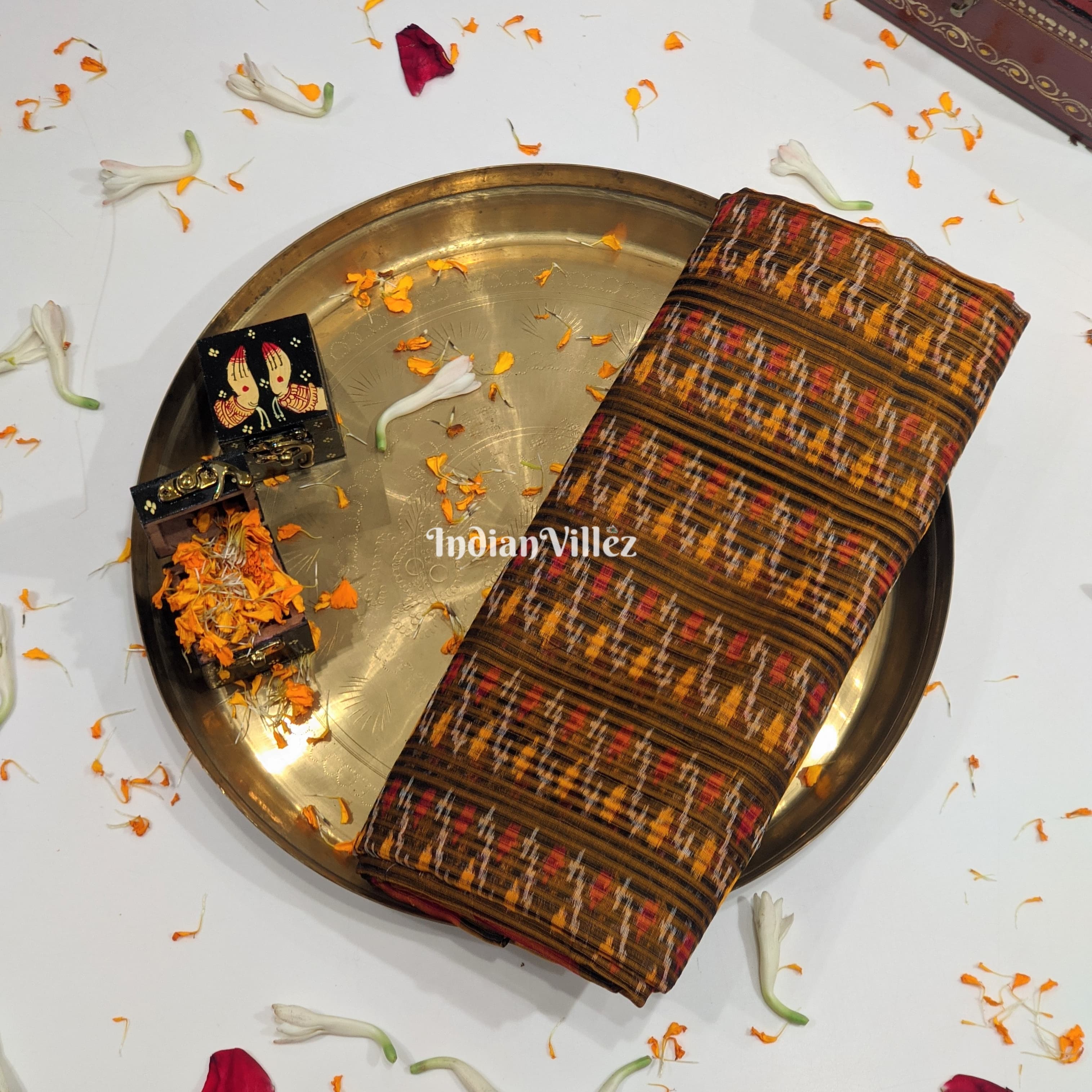 Mixed Color Pochampally Ikat Silk Saree