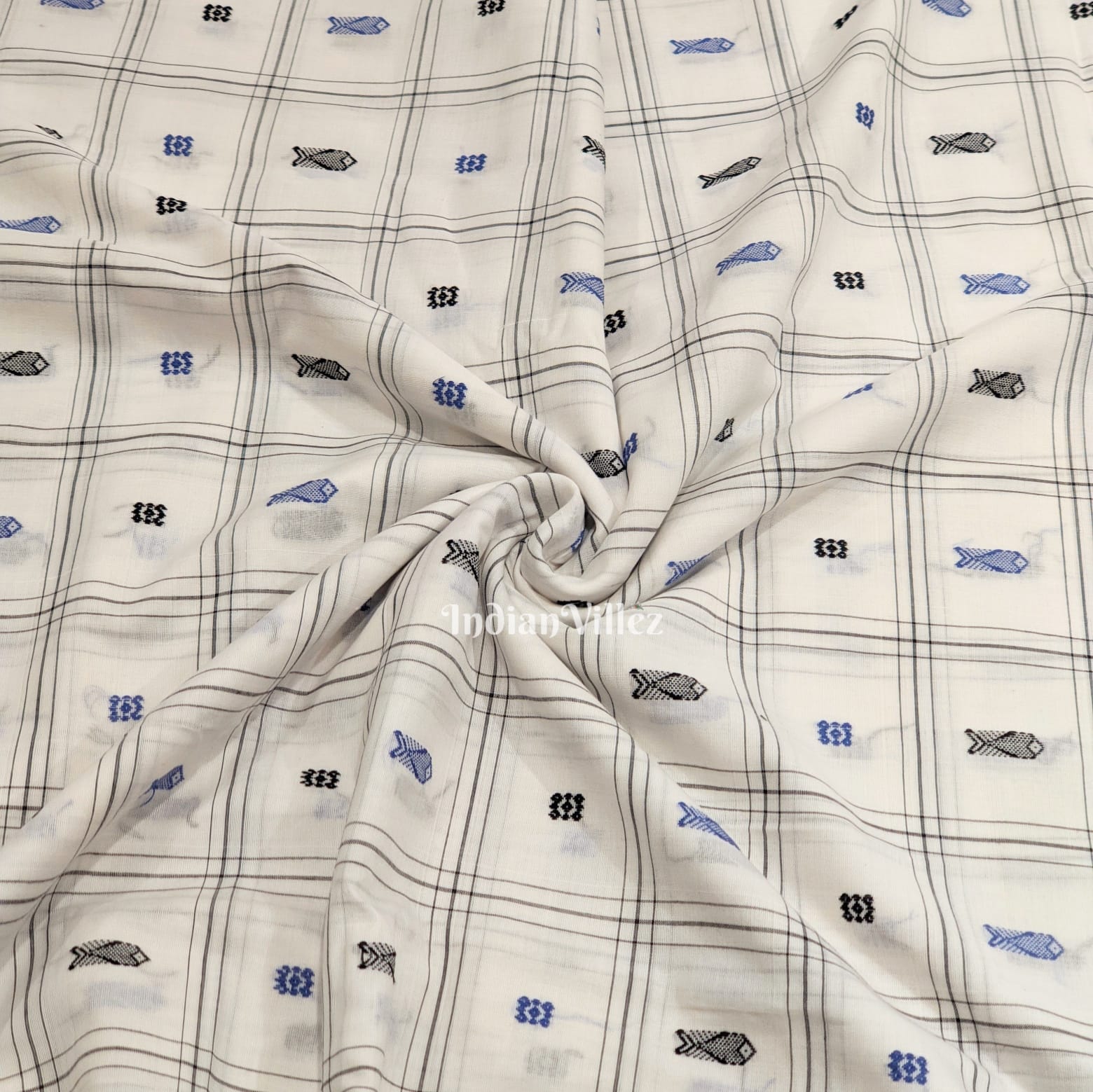 White Fish & Flower Motif Odisha Ikat Bomkai Cotton Fabric