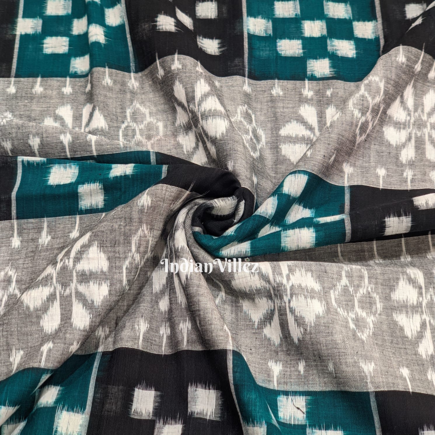 Black Sea Green Pasapali Theme Sambalpuri Ikat Cotton Fabric
