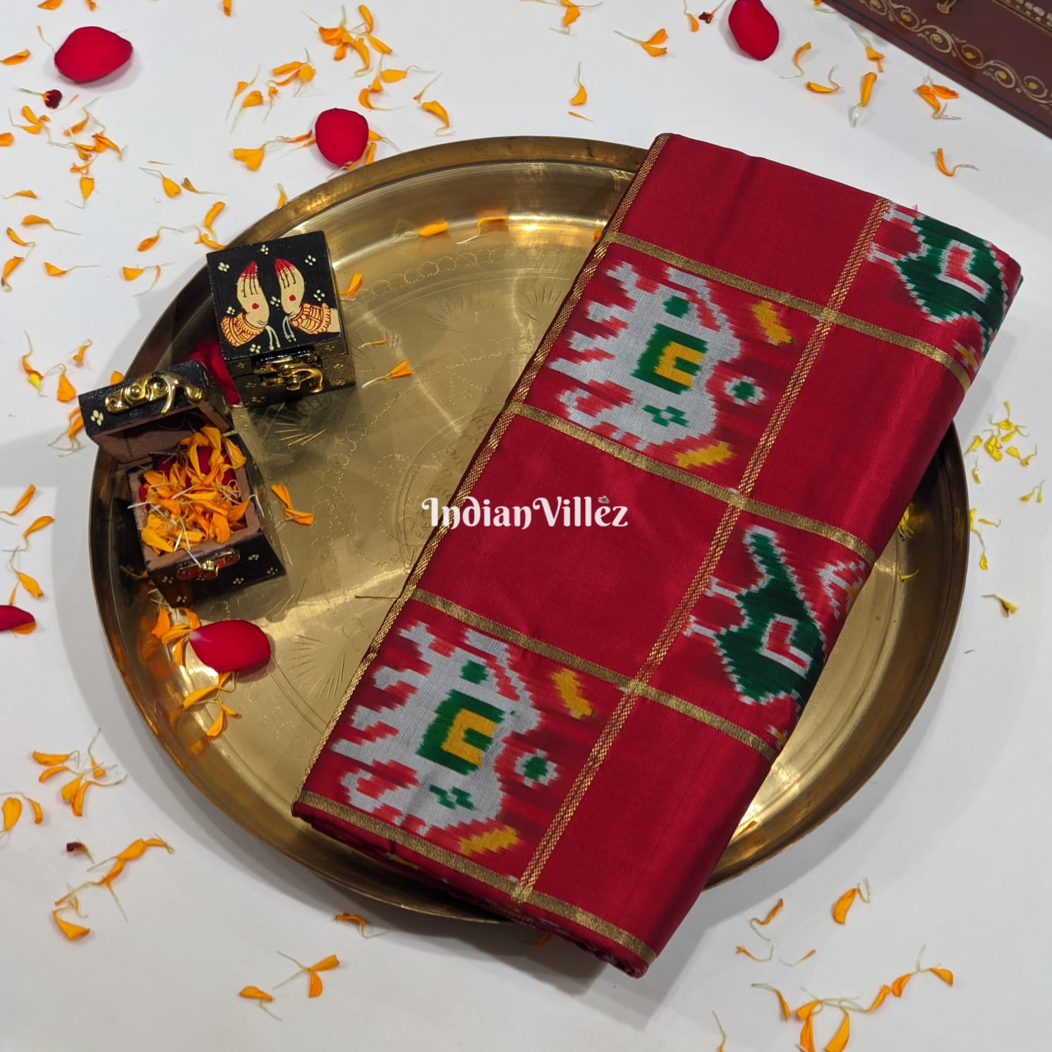 Magenta & Marron Pochampally Ikat Silk Saree
