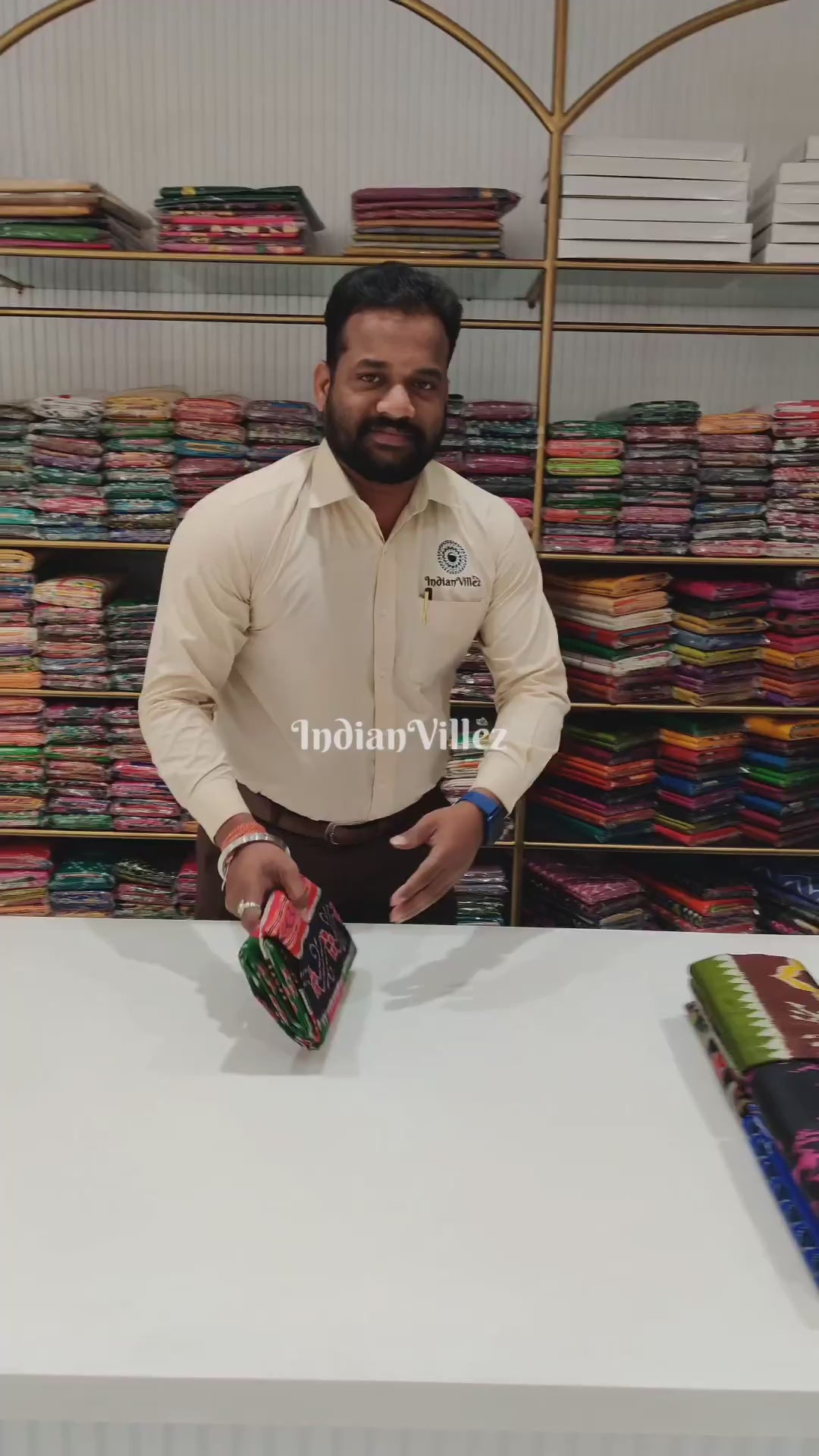 Green Red Flower with Sachipar Border Contemporary Odisha Ikat Silk Saree