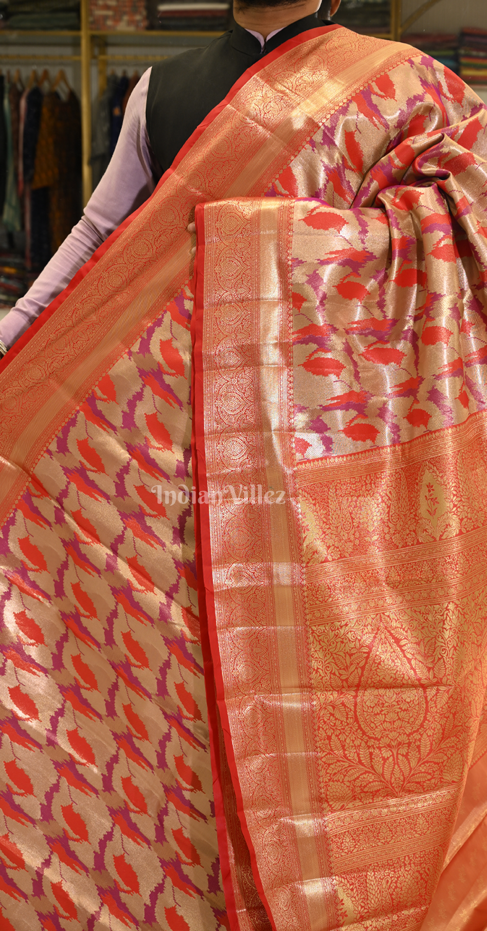 Red Golden  Dual Tone Pure Kanjivaram Tissue Silk Saree 