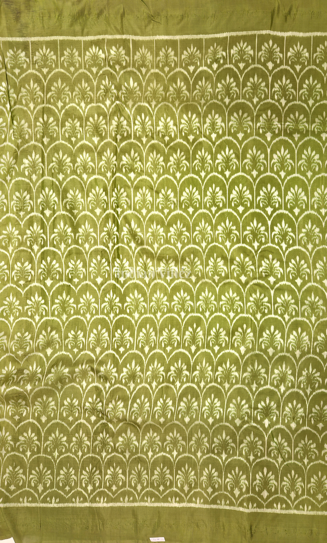 Mehendi Green Flower Motif Odisha Ikat Sambalpuri Silk Fabric 
