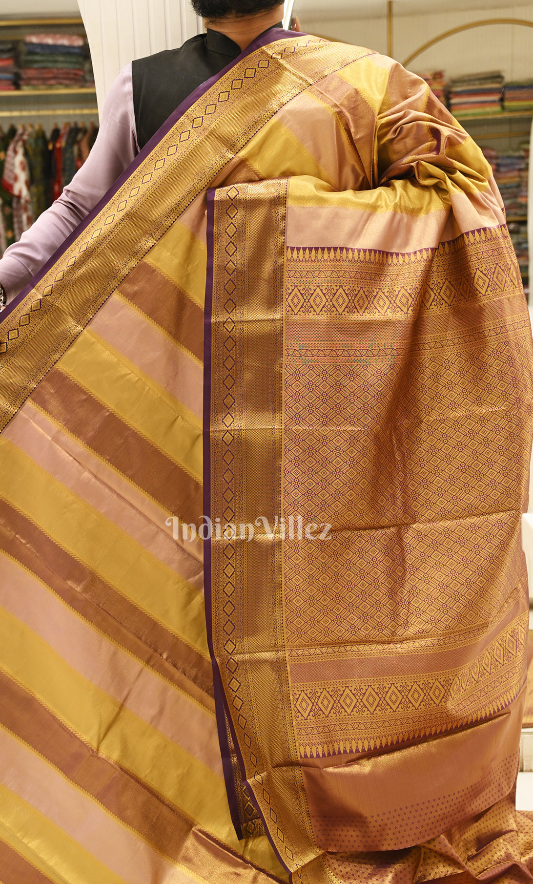 Premium Golden Brocade Pure Kanjivaram Tissue Silk Saree 