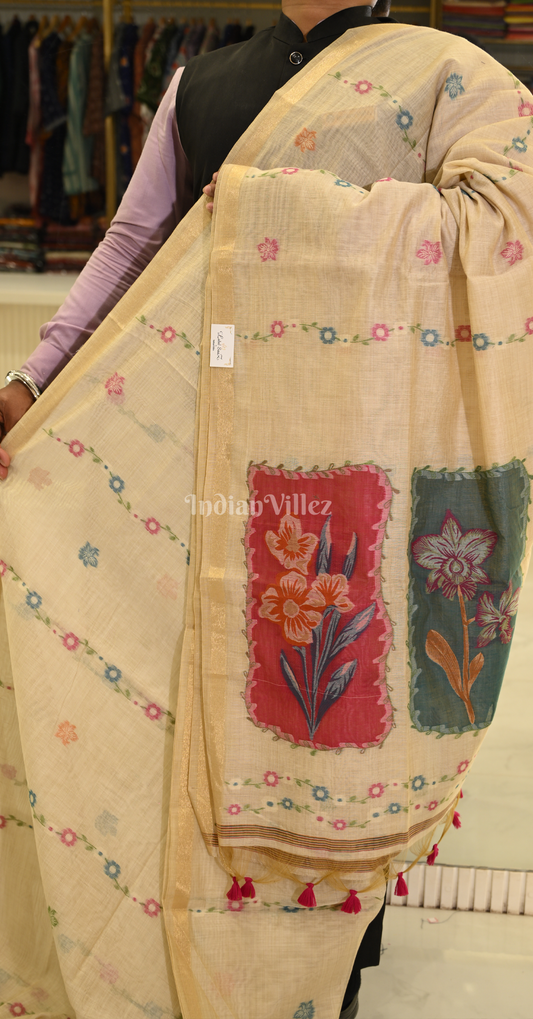 Beige Munga Cotton Saree with Floral Weaving Pallu