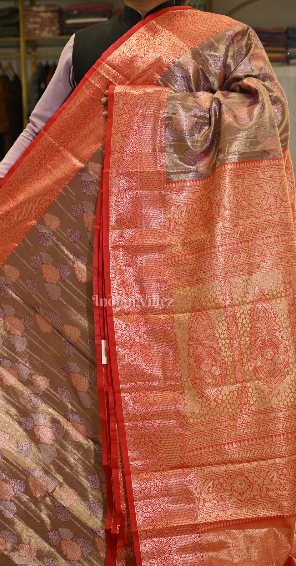Brown Golden Floral Pure Kanjivaram Tissue Silk Saree