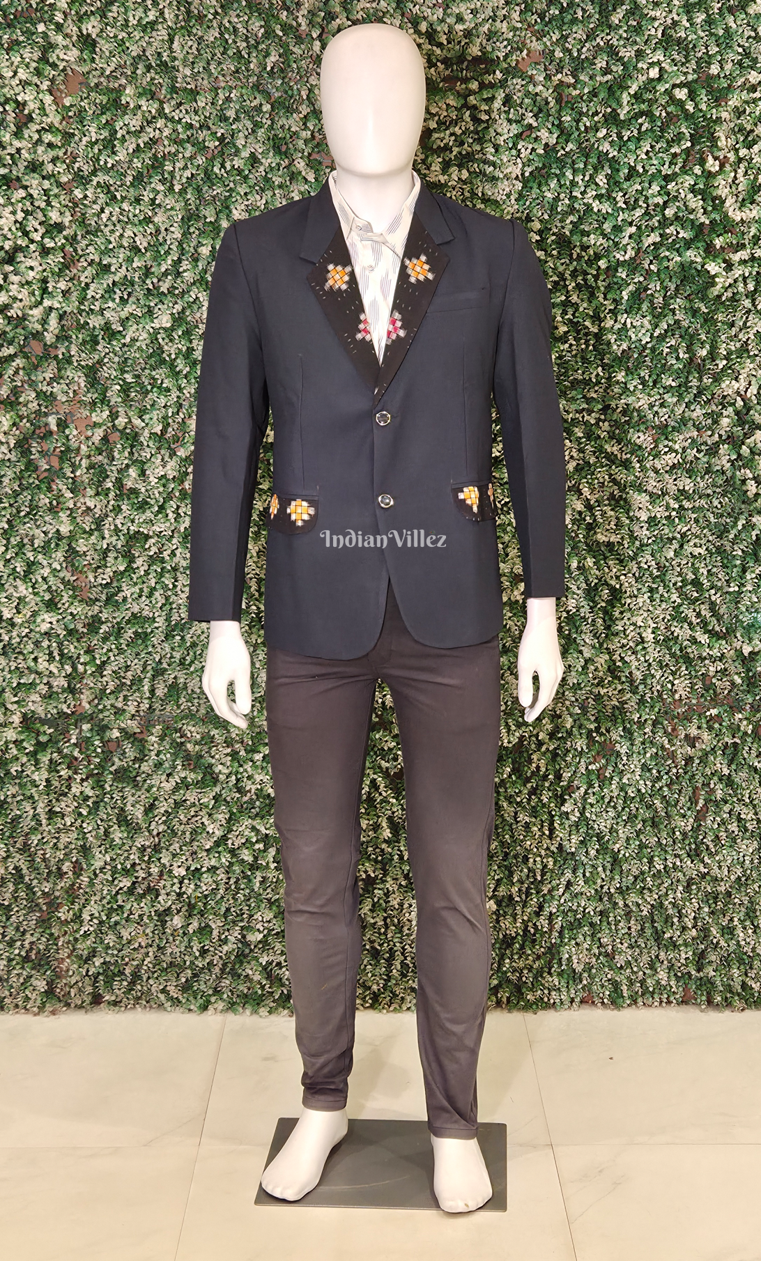 Black Pasapali Odisha Ikat Men's Designer Blazer