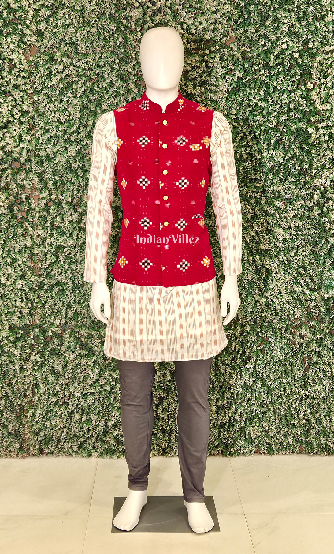 Red Pasapali Odisha Ikat Half Bandi Jacket for Men