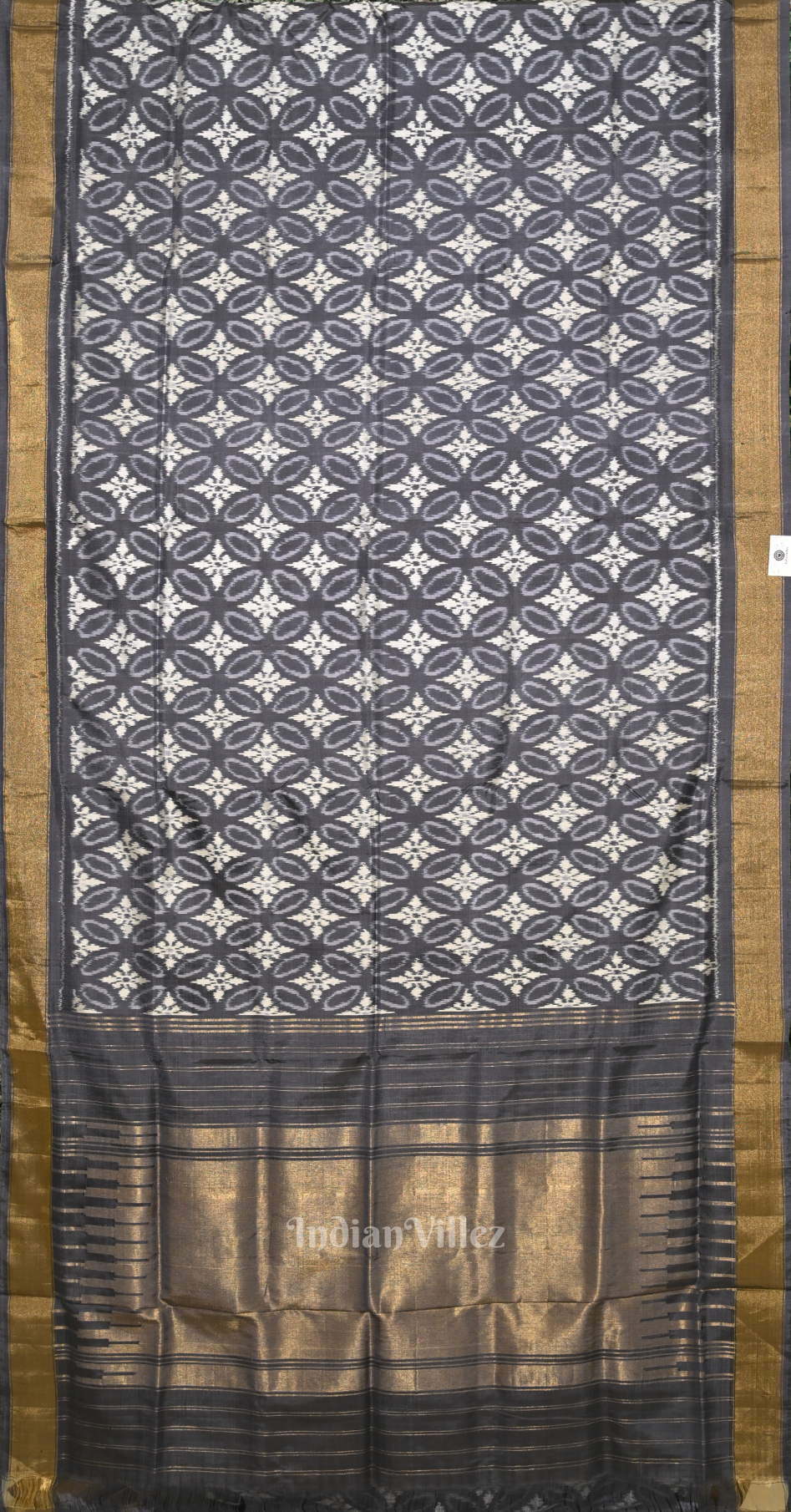 Grey Black Pochampally Ikat Silk Saree 