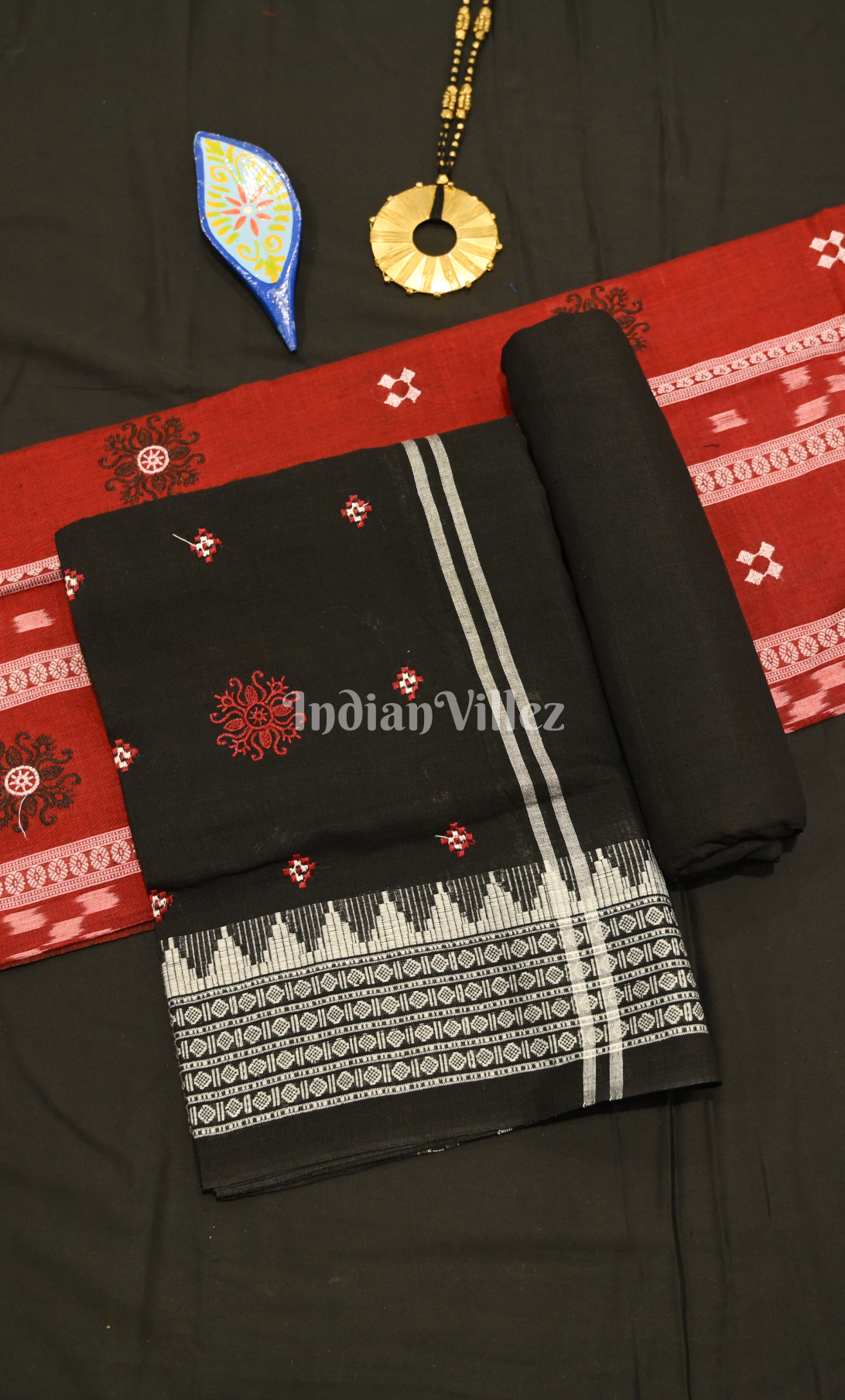Red Black Buti Flower Design Odisha Ikat Sambalpuri Cotton Dress set with Dupatta 