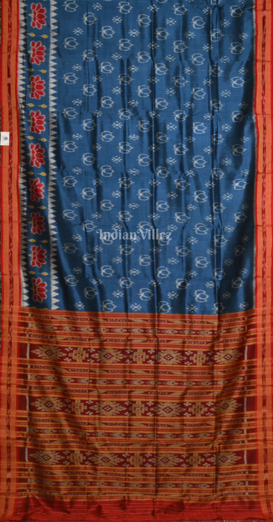 Blue Red Lotus Motif Odisha Ikat Khandua Silk Saree