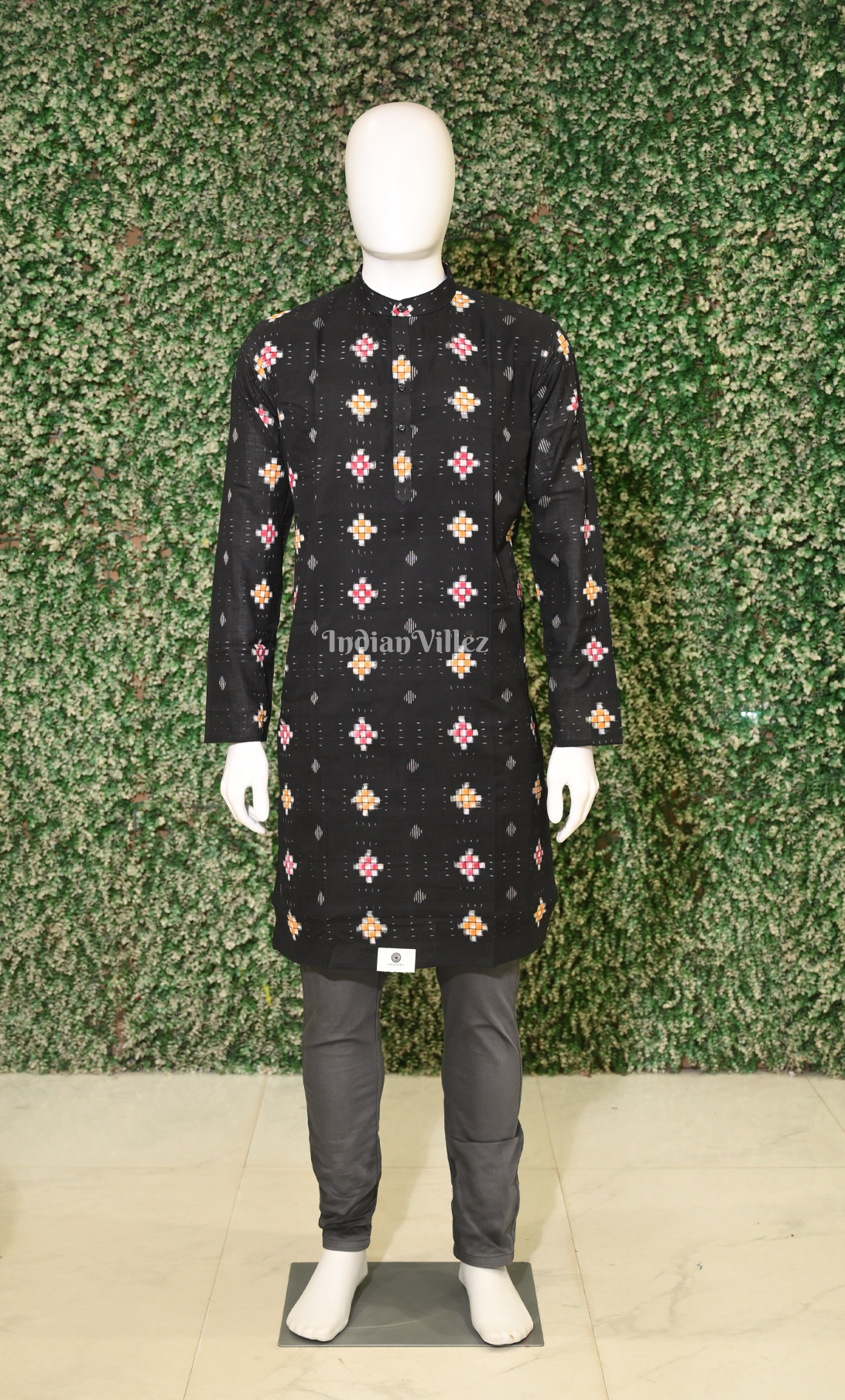 Black Pasapali Odisha Ikat Sambalpuri Cotton Kurta For Men