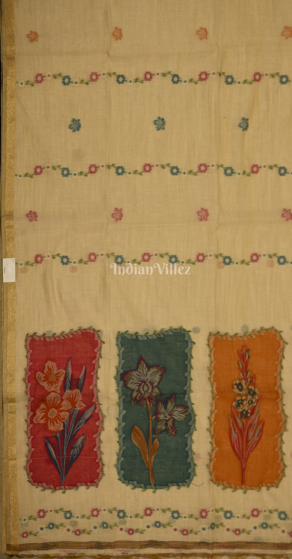 Beige Munga Cotton Saree with Floral Weaving Pallu