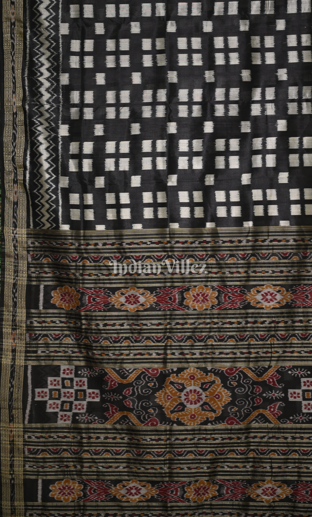 Black & White Pasapali Odisha Ikat Khandua Silk Saree