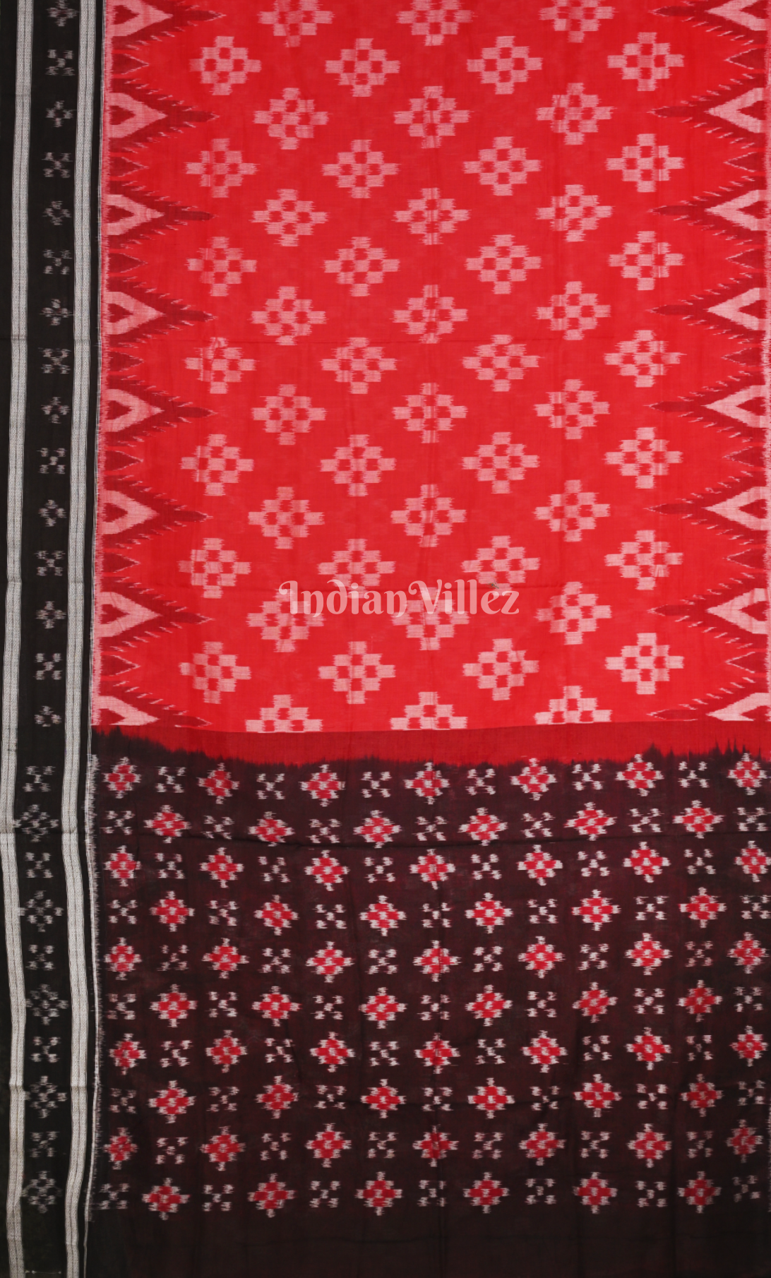 Red Black Pasapali Odisha Ikat Sambalpuri Cotton Saree 