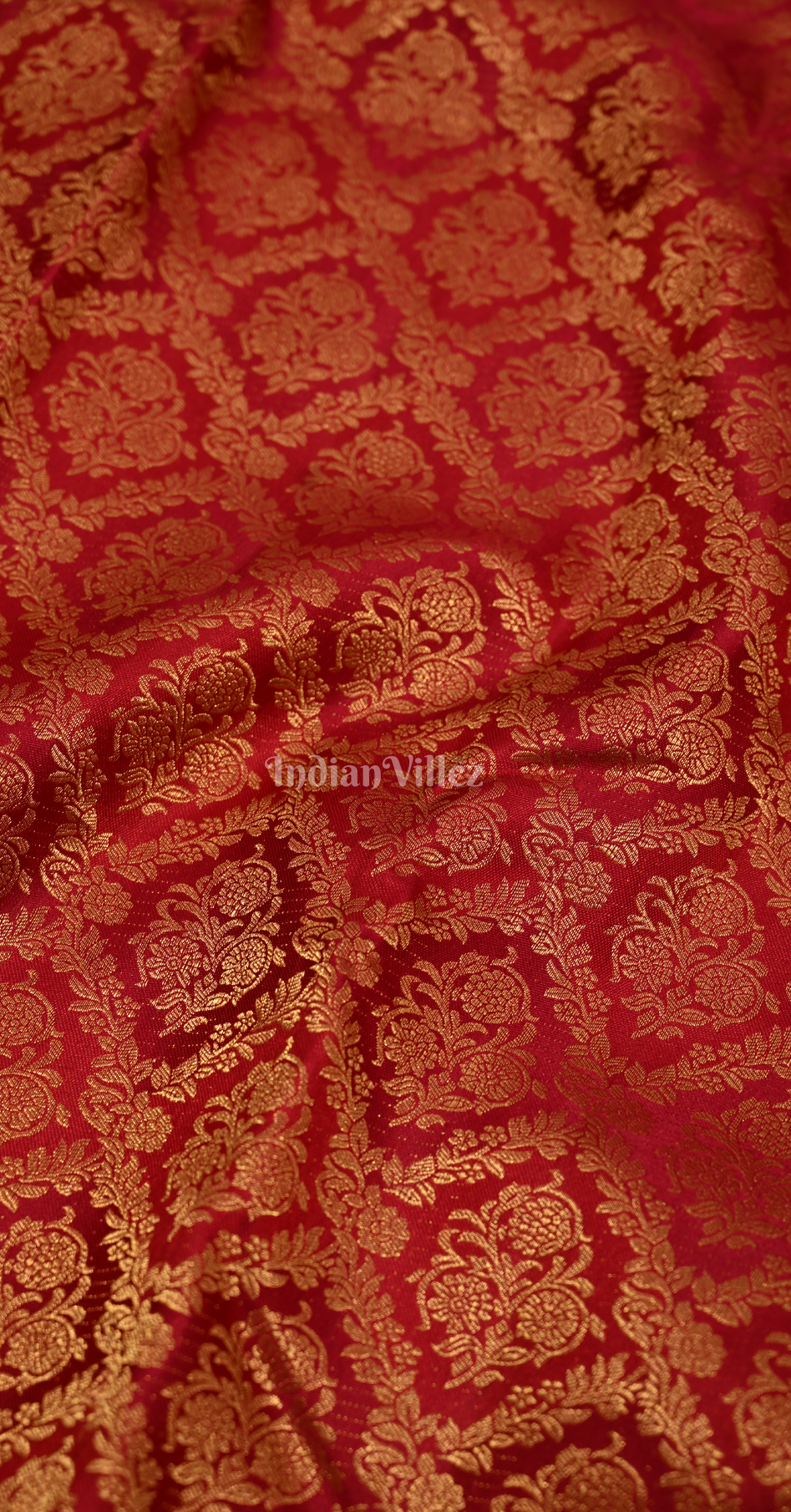 Exclusive Blood Red Diamond  Floral Brocade Pure Kanjivaram Silk Saree