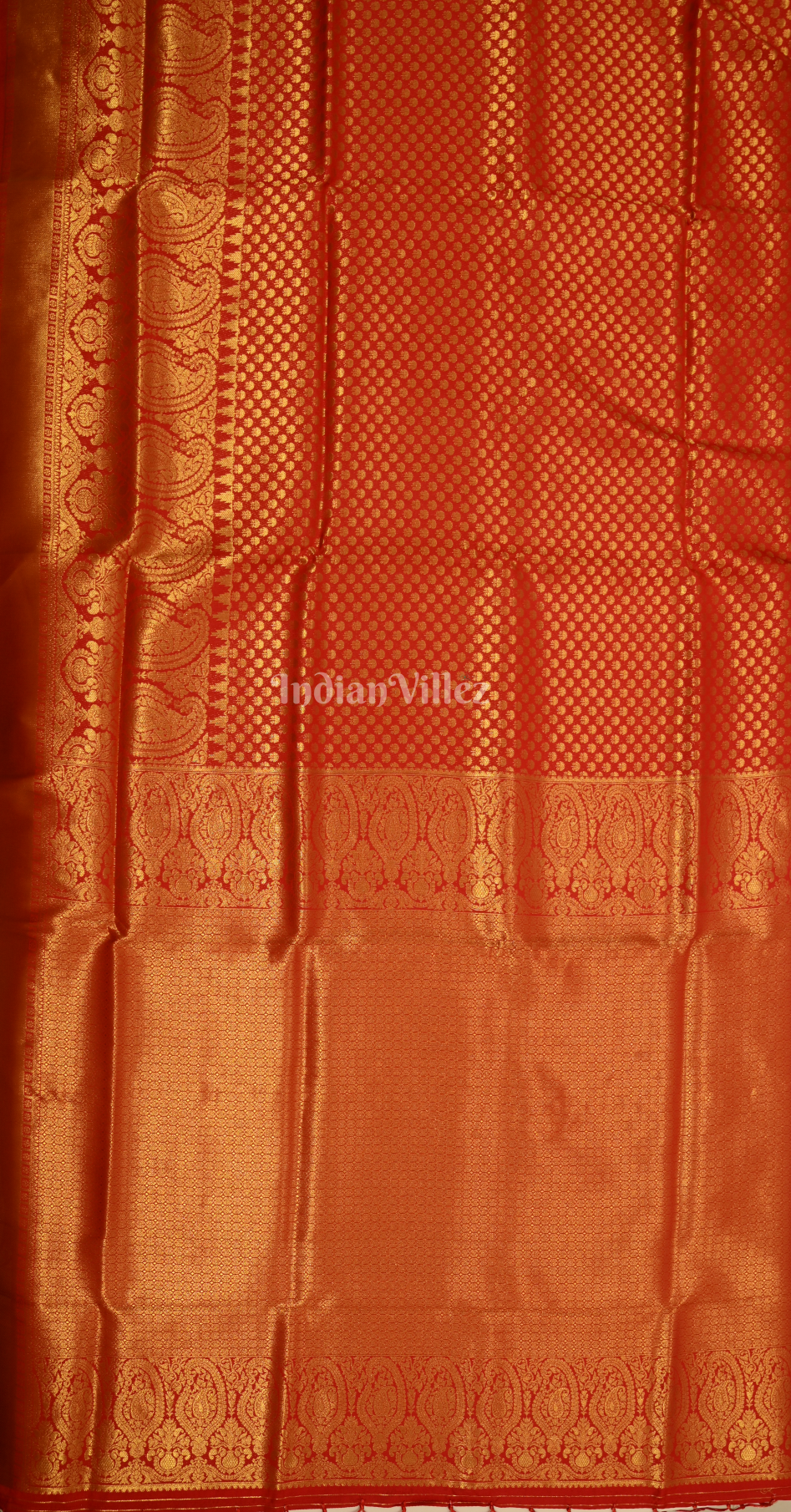Exclusive Bridal Red Butta Design Kanjivaram Silk Saree with Brocade Work