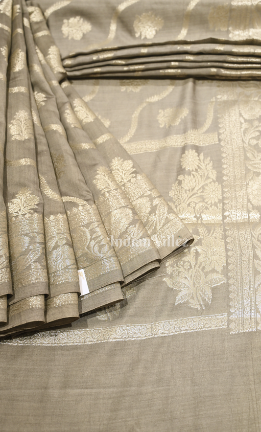 Exclusive Grey Pure  Chiniya Silk Banarasi Saree with Meenakari Weaving