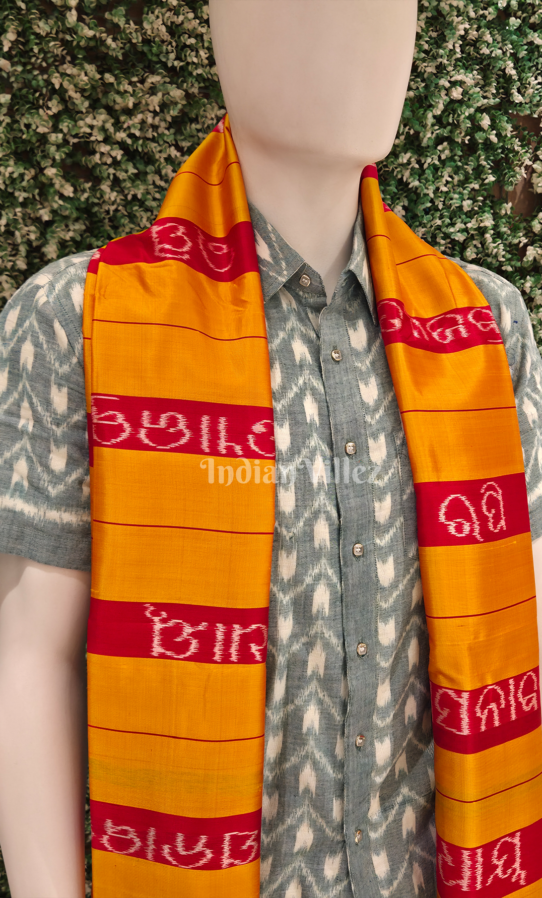 Yellow Red Gita Govinda Odisha Handloom Dupatta 
