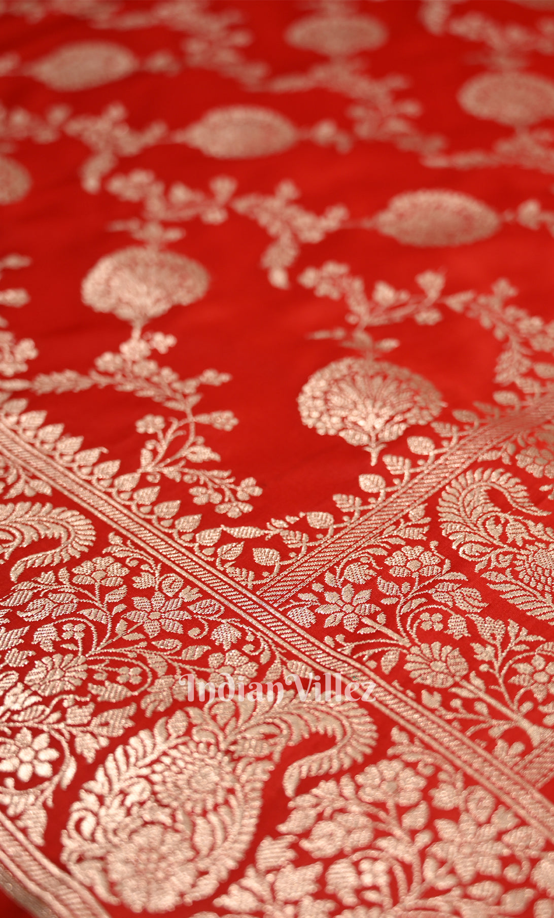Classic Red Pure Mashru Satin Silk Banarasi Saree