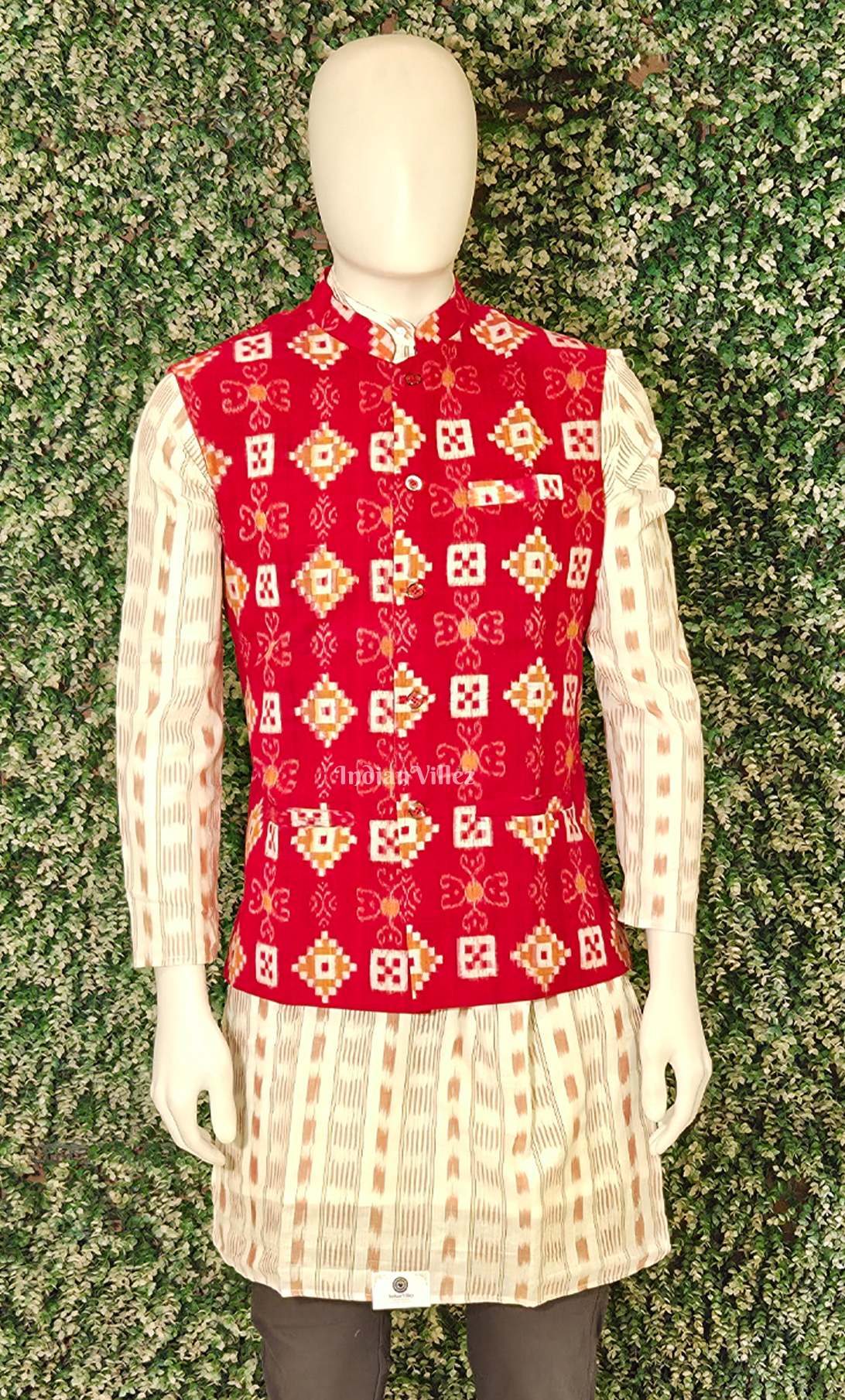 Red Pasapali Odisha Ikat Half Bandi Jacket for Men 