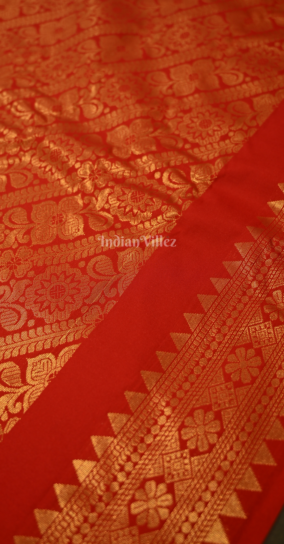 Olive Green Red Butta Design Pure Gadwal Silk Saree 
