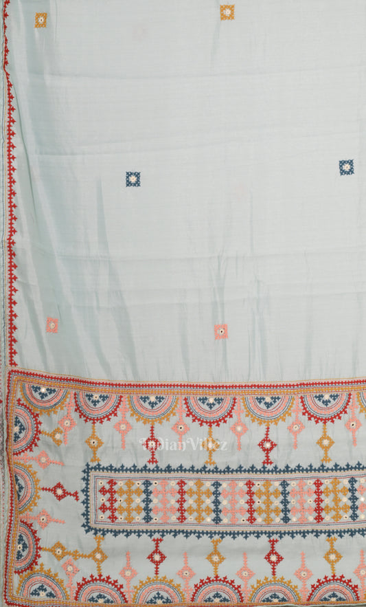 White Tussar Silk Saree with Hand Embroidery Work