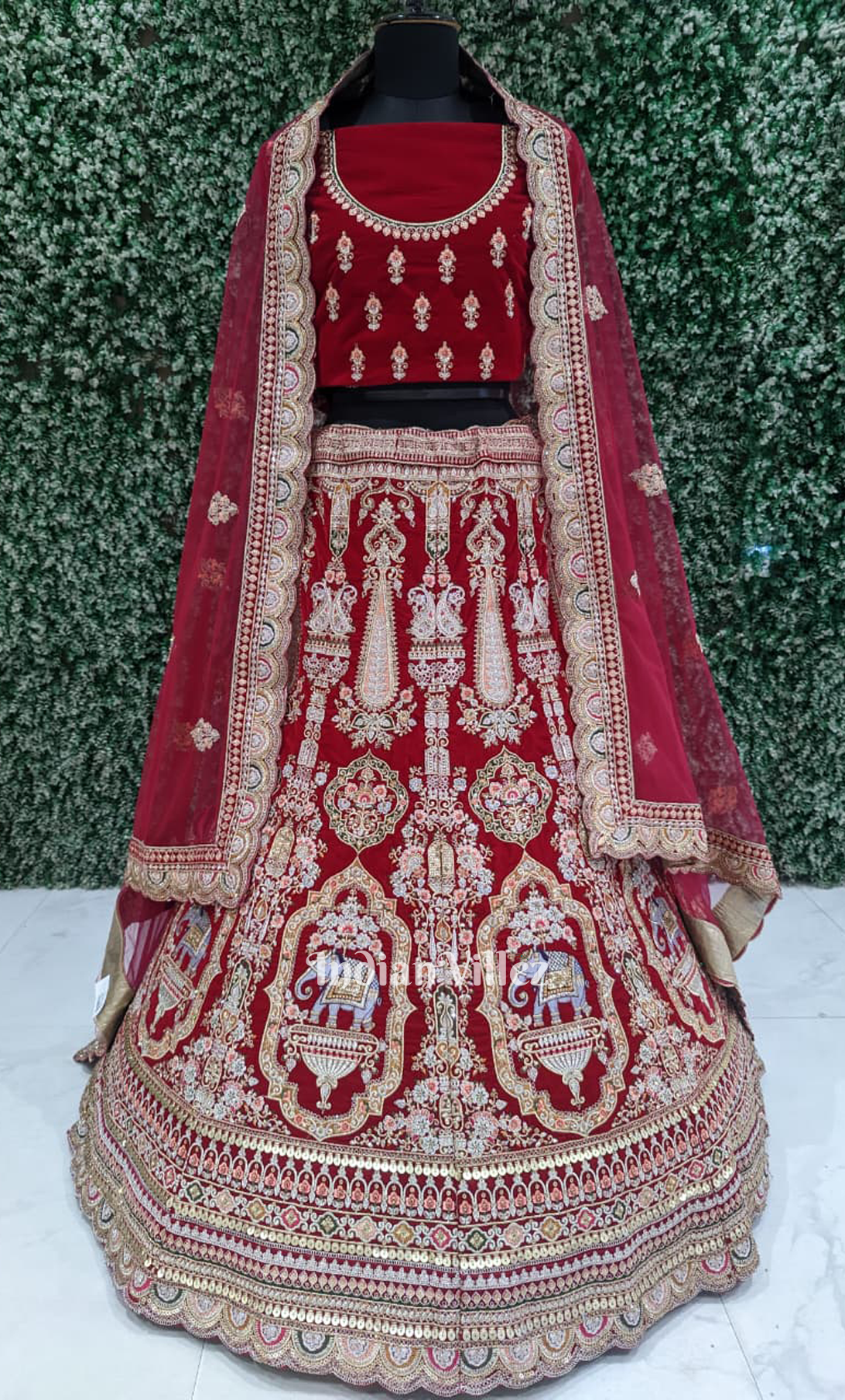  Bridal Red Velvet Gajraj Pattern Lehenga Choli With Dupatta 