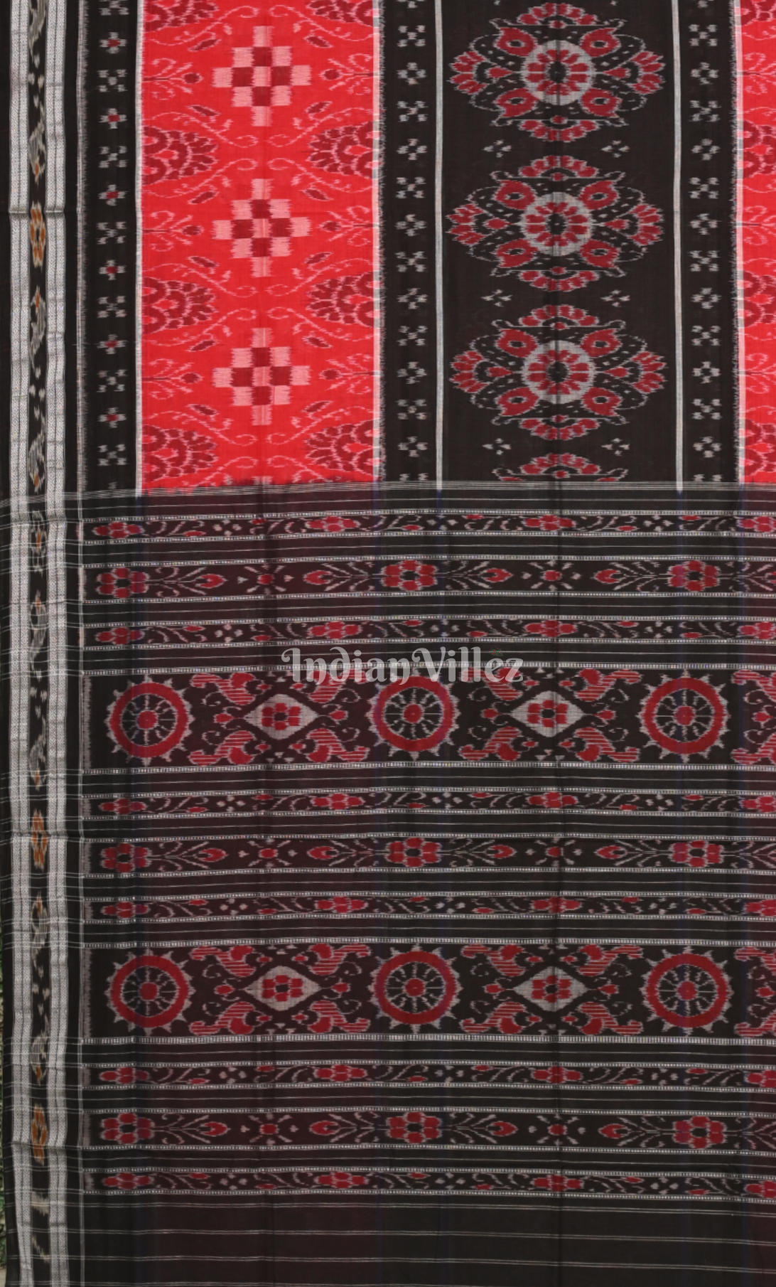 Red Black Flower Pasapali Sambalpuri Pure Cotton Saree