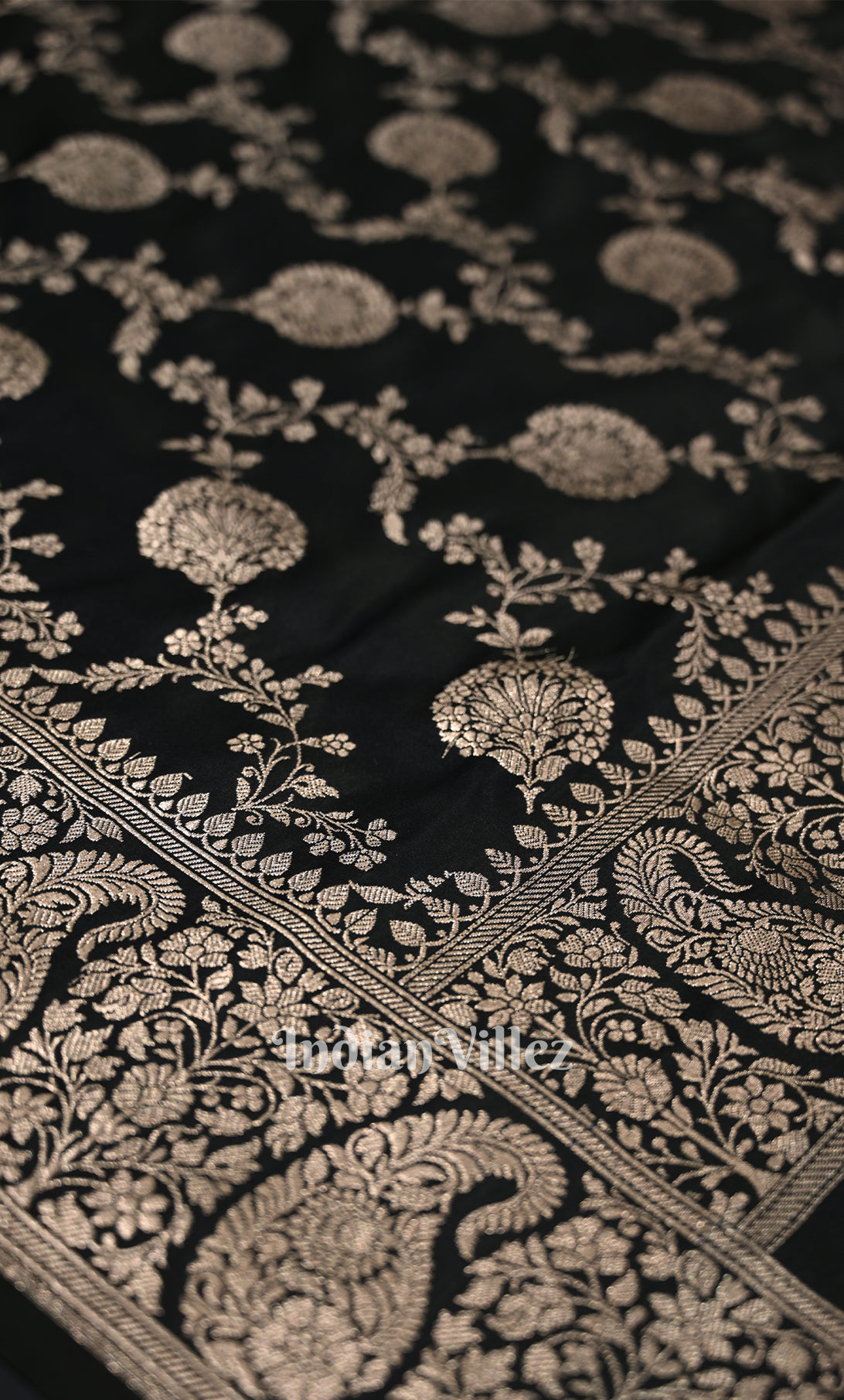 Black Mashru Satin Silk Banarasi Saree With Jaal Pattern