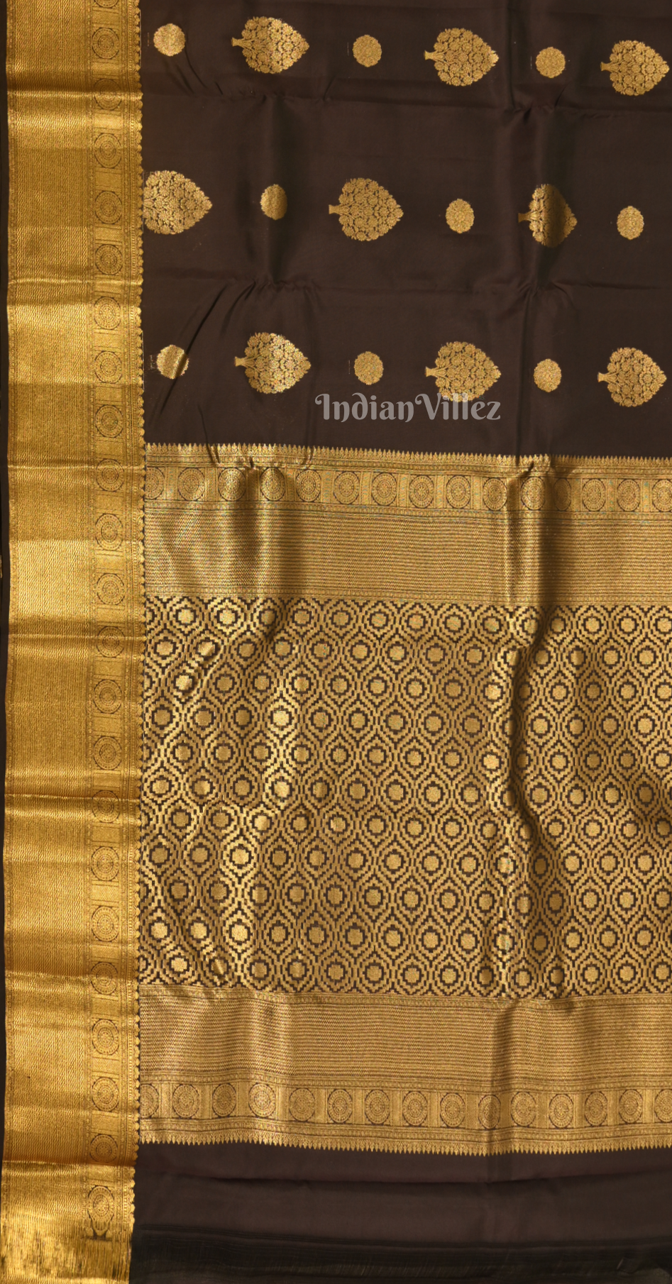  Exclusive Black Golden Leaf Design Brocade Pure Kanjivaram Silk Saree