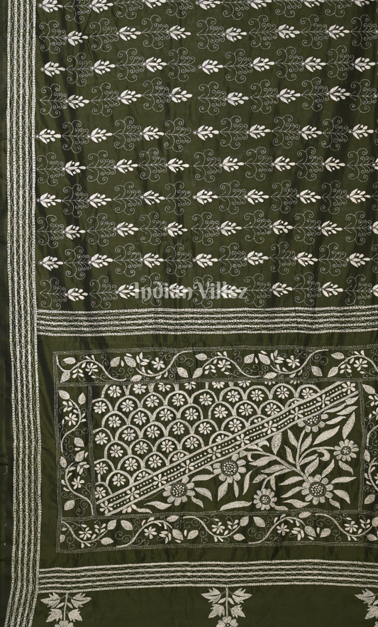 Dark Green Flower Motif Handwoven Kantha Stitch Silk Saree 