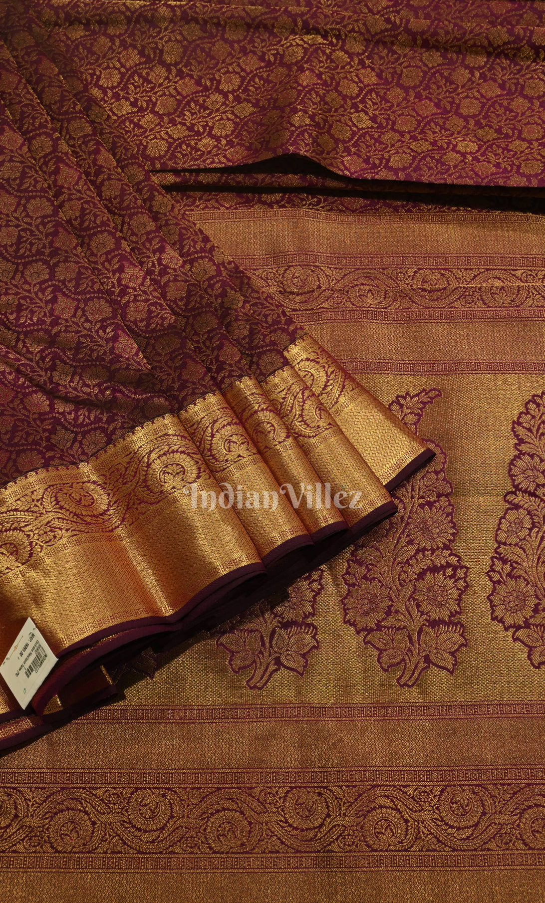 Exclusive Purple pure Kanjivaram Silk Saree with Zari Brocade