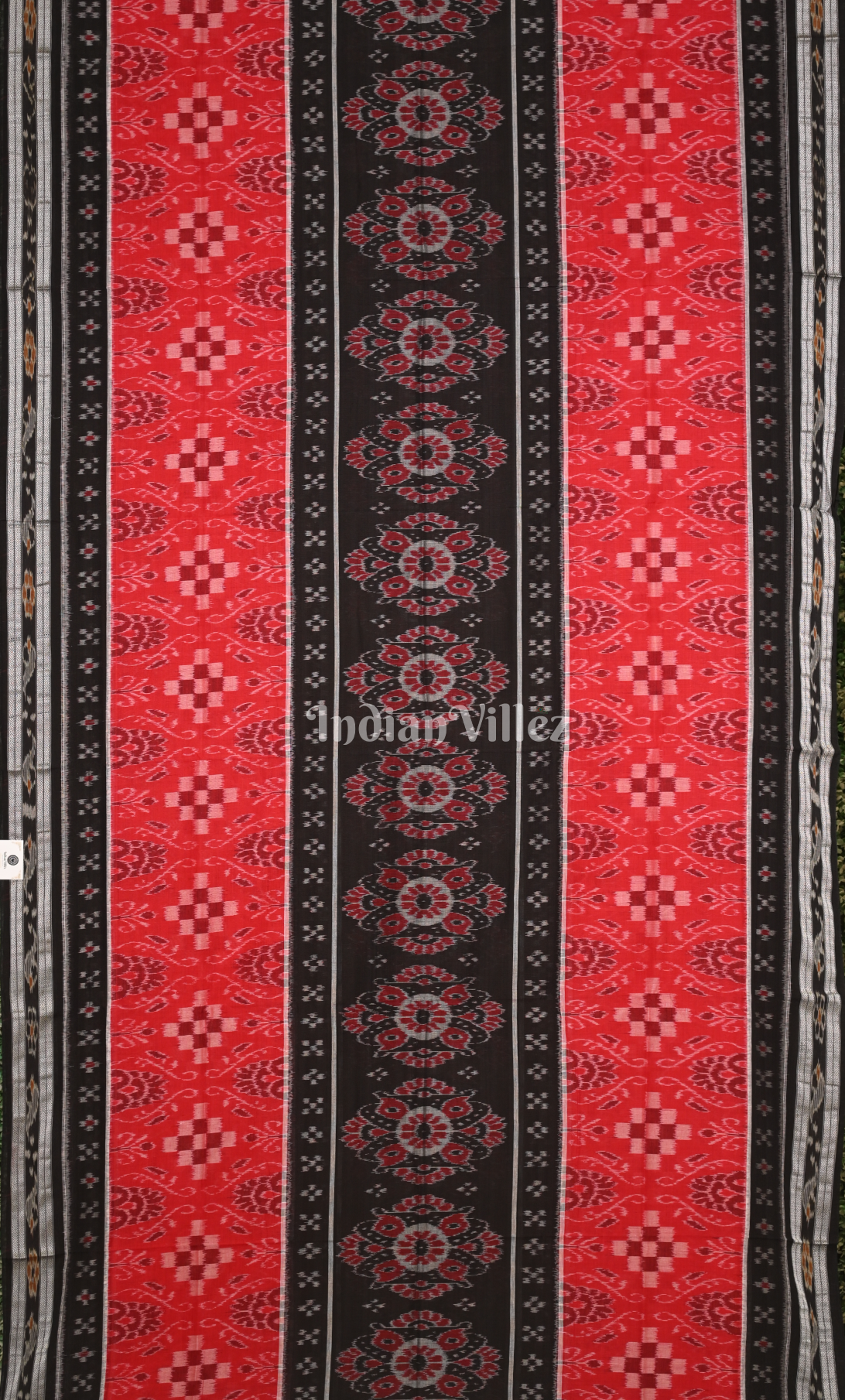 Red Black Flower Pasapali Sambalpuri Pure Cotton Saree