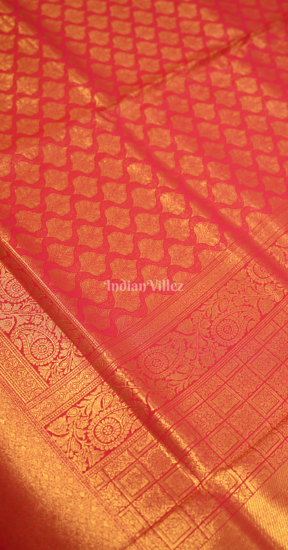 Red Diamond Floral Brocade Pure Kanjivaram Silk Saree
