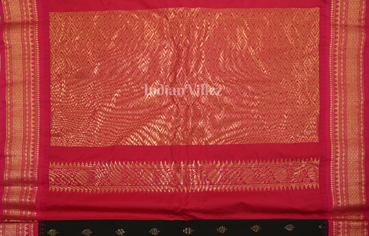 Black Red Butti Design Pure Gadwal Silk Saree