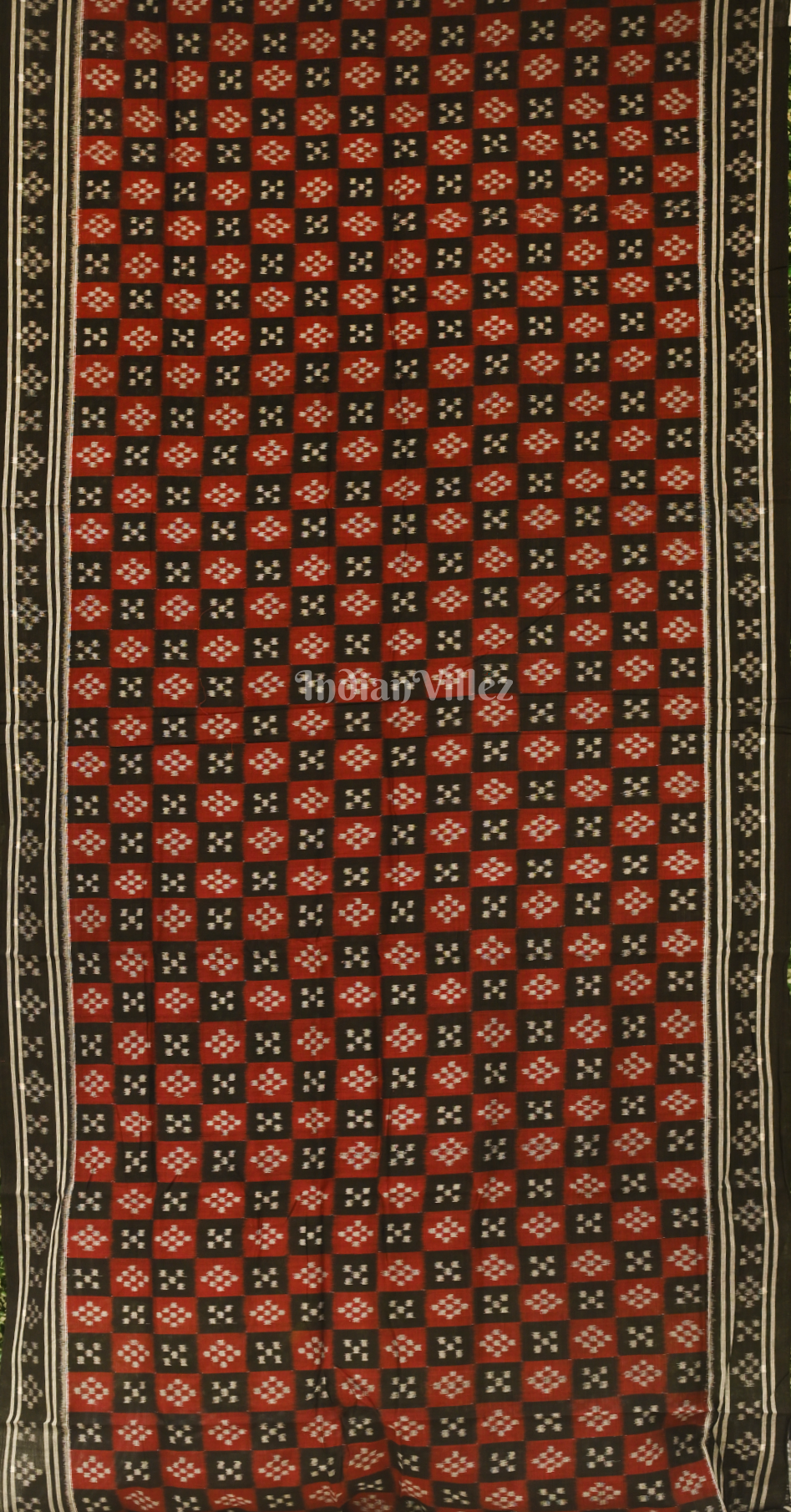 Maroon Black Mini pasapali Odisha Handloom Sambalpuri Ikat Cotton Saree 