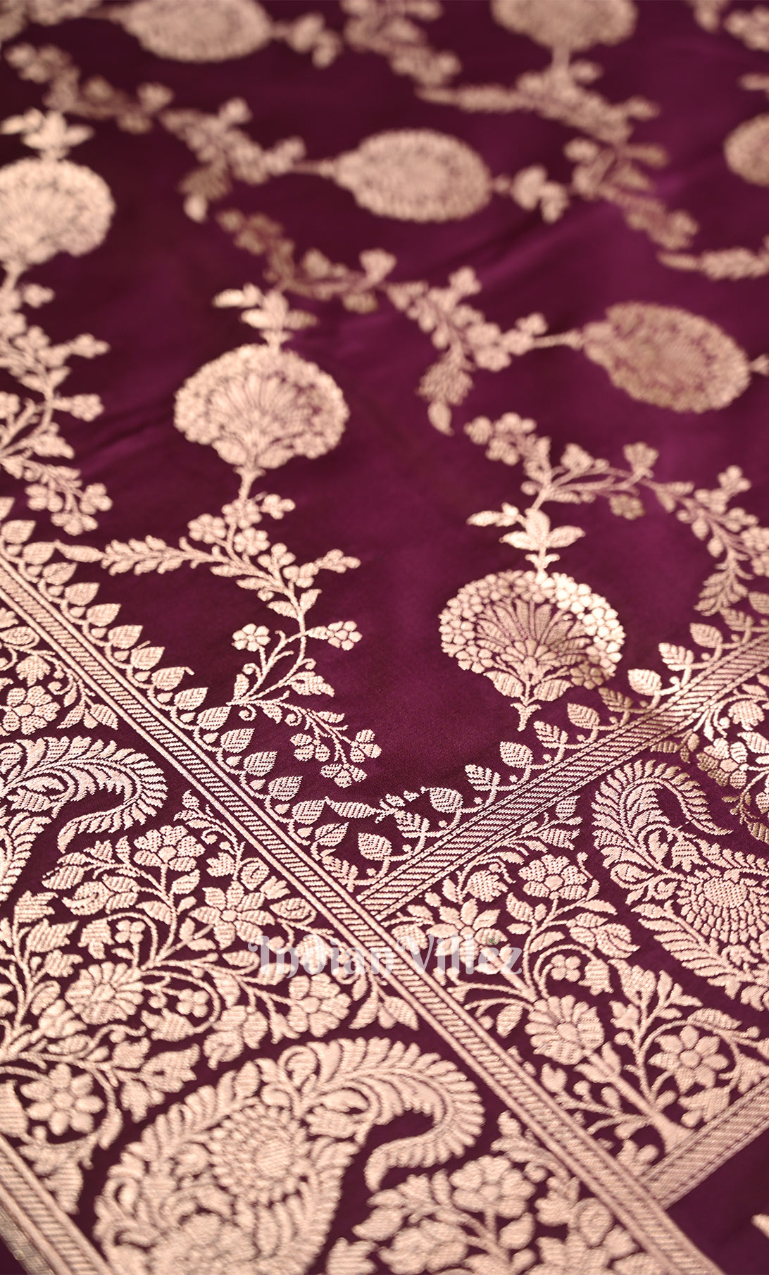 Mulberry Purple Meenakari Mashru Satin Silk Banarasi Saree With Jaal Pattern