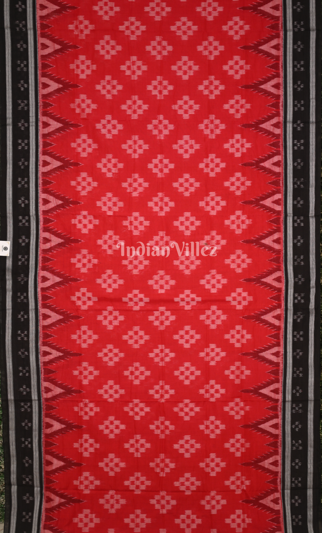Red Black Pasapali Odisha Ikat Sambalpuri Cotton Saree 