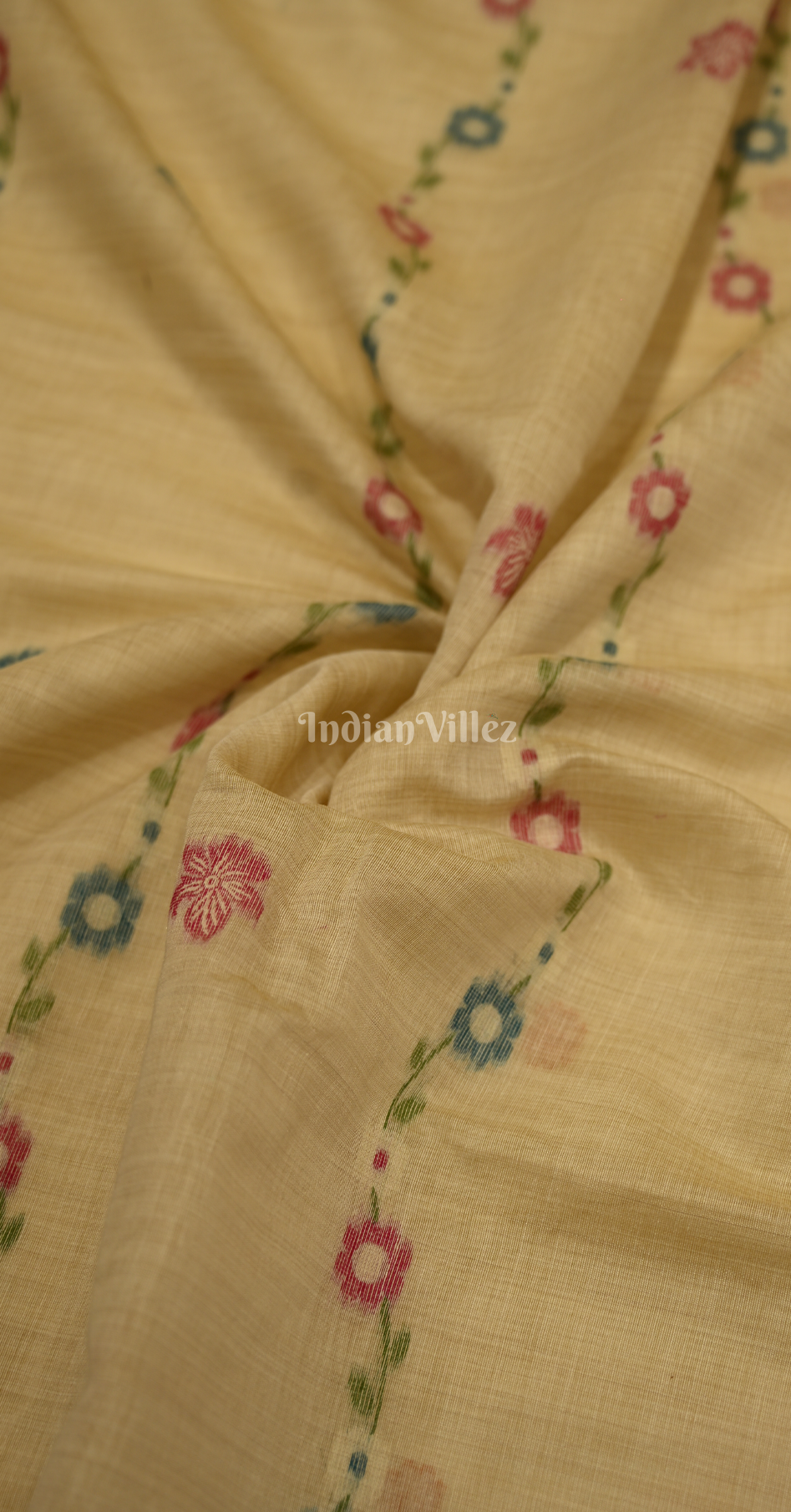 Beige Munga Cotton Saree with Floral Weaving Pallu